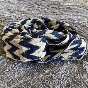 Chevron infinity scarf
